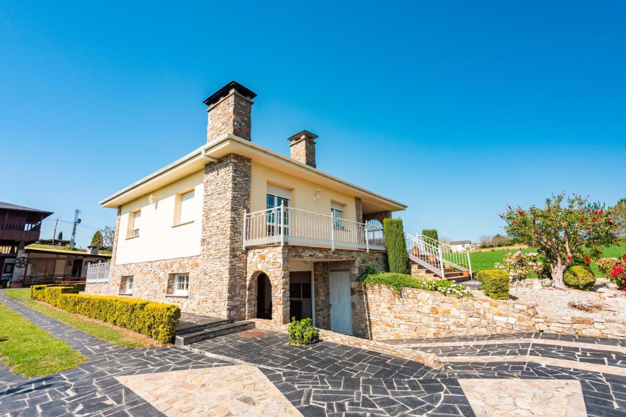 Apartamentos Rurales "La Torre" Y "El Pielago" Gamones ภายนอก รูปภาพ